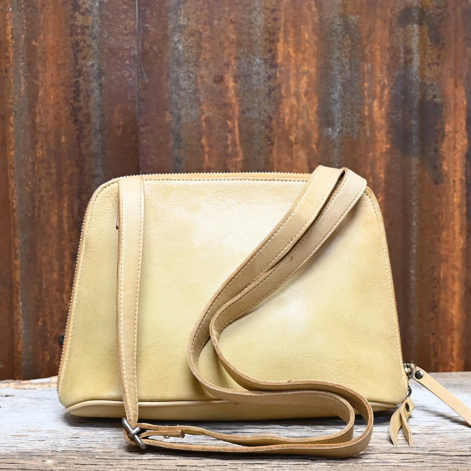 Luna Crossbody in Camel