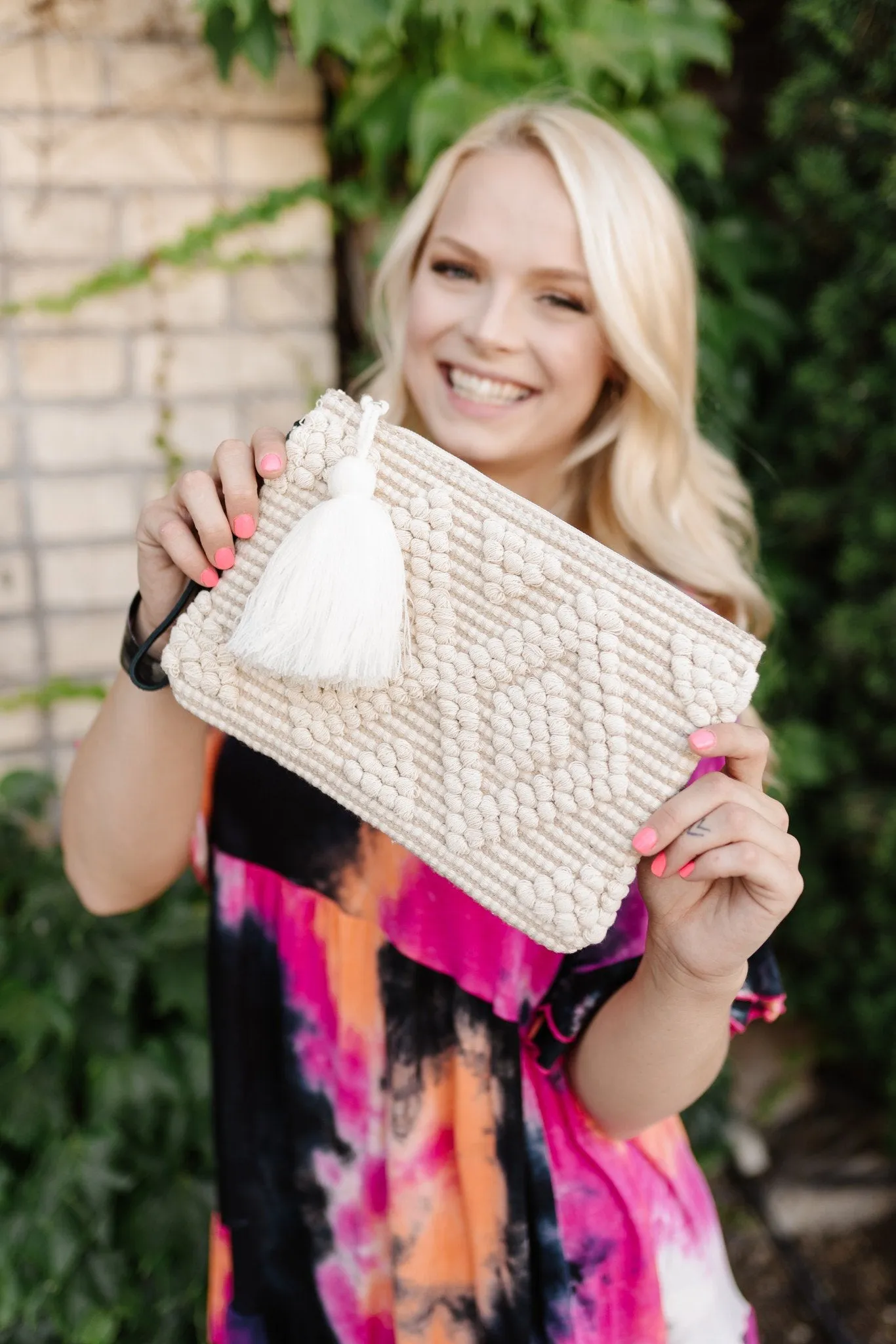 Macramé Me A Clutch