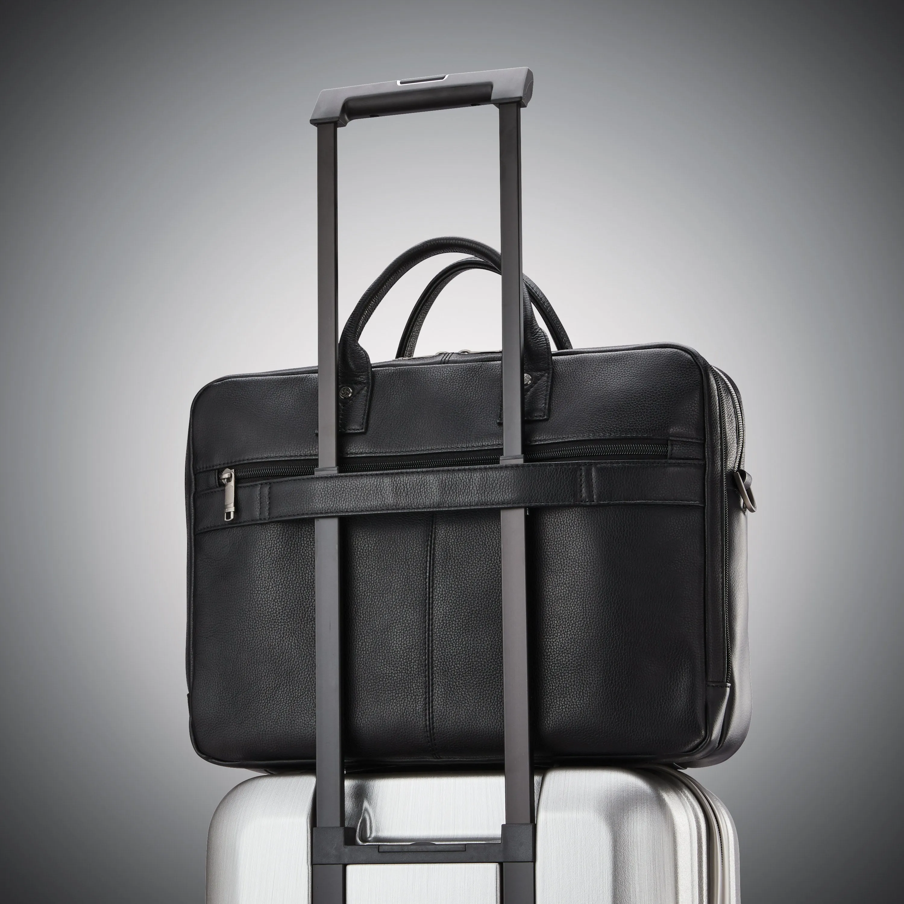 SAMSONITE CLASSIC LEATHER TOPLOADER