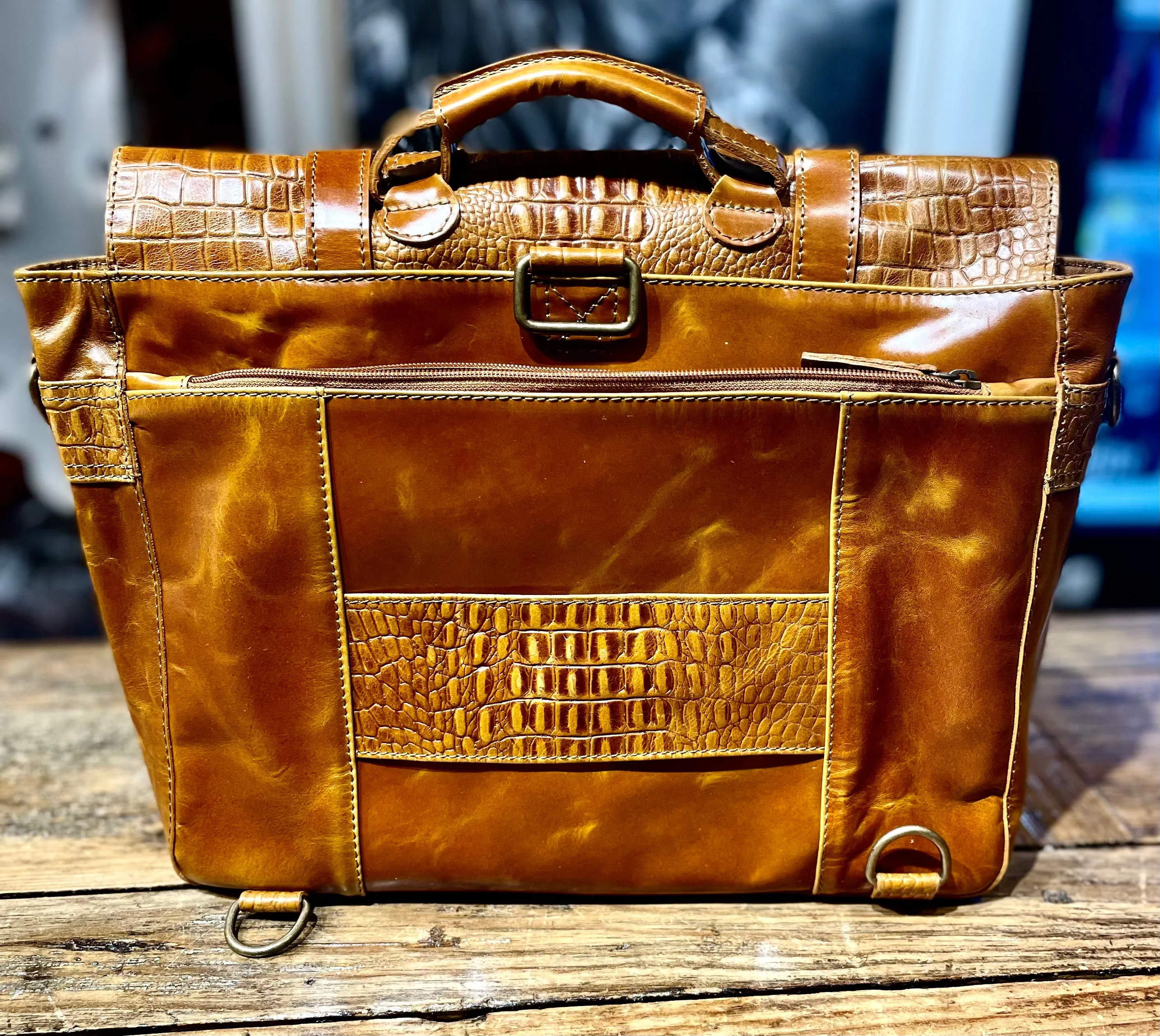 Texas Briefcase - Cognac Gator